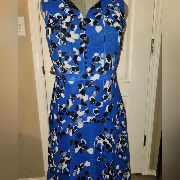 CABI Untamed Electric Blue Floral  Dress in sz medium - Picture 15 of 16